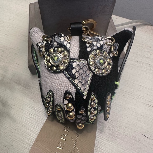 Burberry Mavis Embellished Knit Owl Charm - Picture 5 of 11